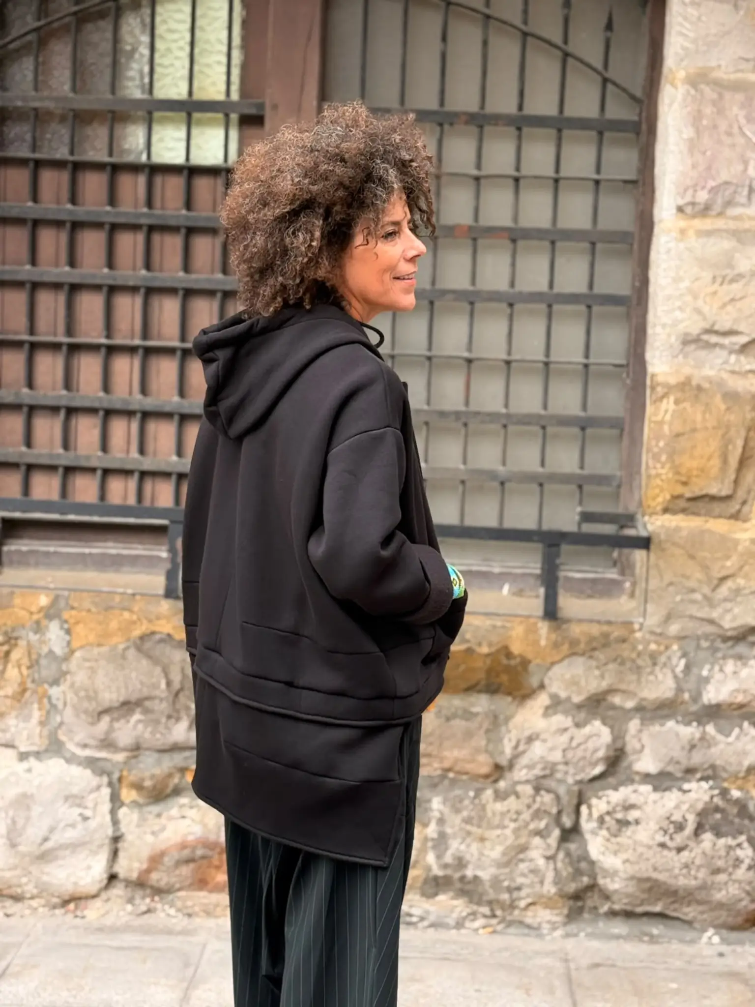 Sudadera Asimétrica - Imagen 3